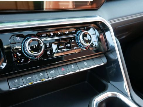 New 2026 GMC Sierra 1500 Denali Ultimate image 13