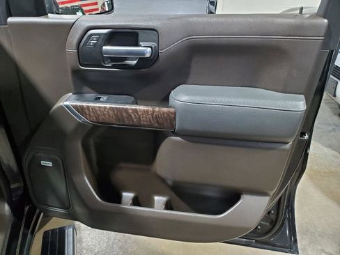 Used 2019 GMC Sierra 1500 Denali w/ Technology Package image 17