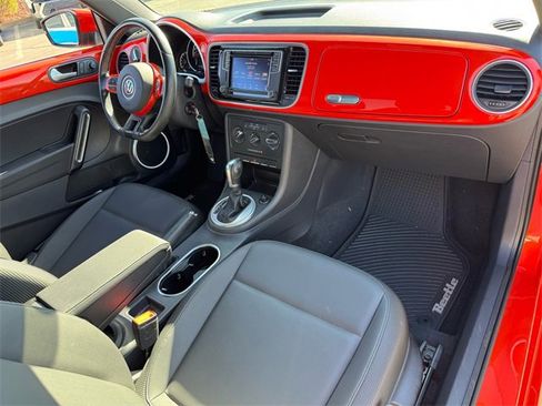 Used 2016 Volkswagen Beetle 1.8T SE image 15