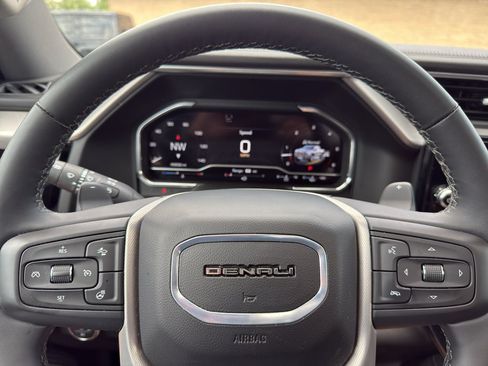 Used 2024 GMC Sierra 1500 Denali w/ Denali Reserve Package AWD/4WD image 24