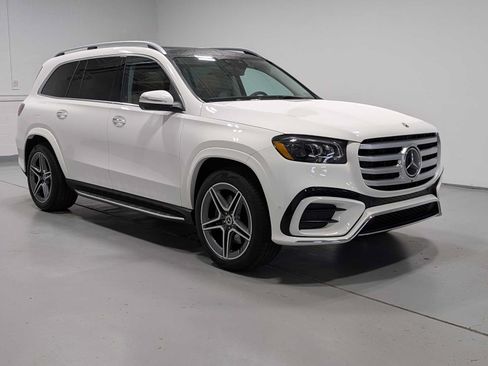 Certified 2026 Mercedes-Benz GLS 450 4MATIC image 2