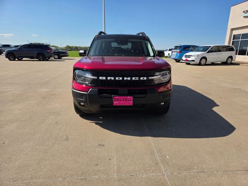 Used 2025 Ford Bronco Sport Outer Banks AWD/4WD image 15