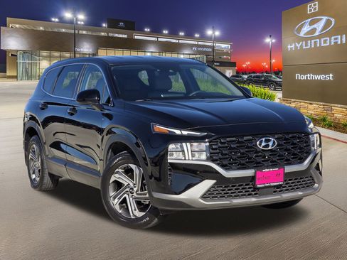 Certified 2023 Hyundai Santa Fe SE image 3