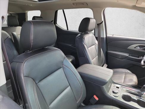 Used 2019 Chevrolet Traverse LT w/ LT Premium Package FWD image 16