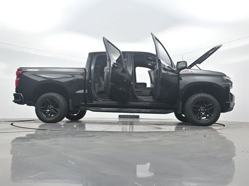 Used 2019 Chevrolet Silverado 1500 LT Trail Boss AWD/4WD image 42