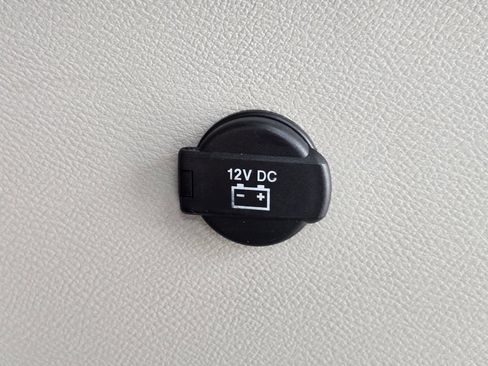 Used 2019 Chrysler Pacifica Touring-L FWD image 16