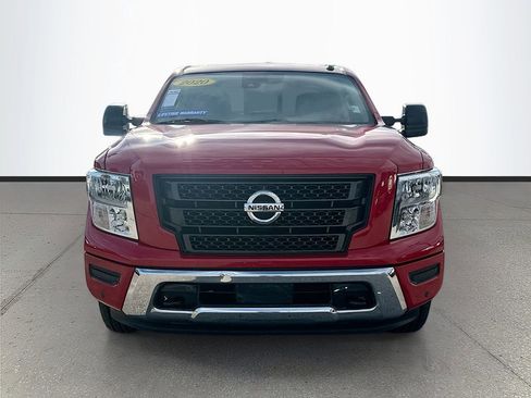 Used 2020 Nissan Titan SV w/ SV Convenience Package image 2