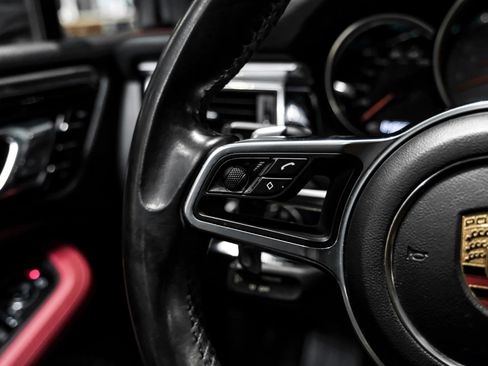 Used 2017 Porsche Macan S image 19