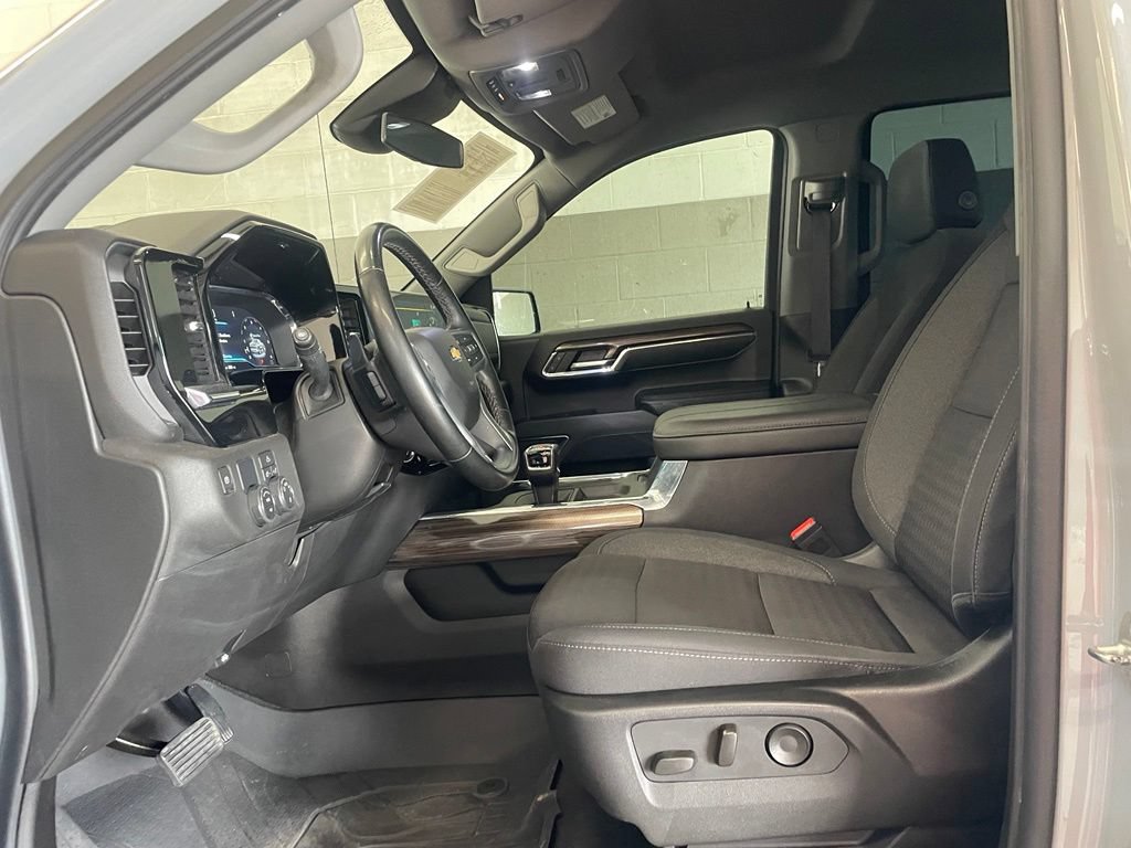 Used 2024 Chevrolet Silverado 1500 LT w/ All Star Edition Plus RWD image 10