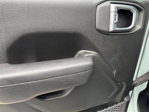 Certified 2023 Jeep Wrangler Sport S image 15