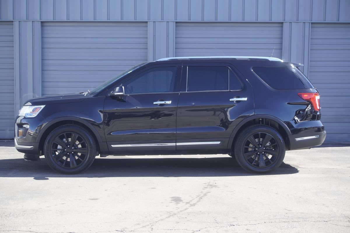 Used 2019 Ford Explorer Limited w/ Class III Trailer Tow Package AWD/4WD image 2