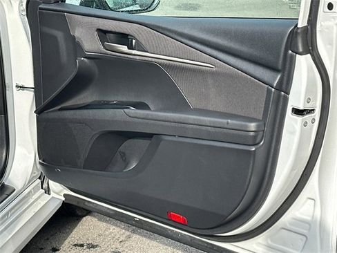Certified 2025 Toyota Camry LE image 10