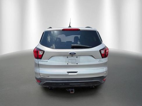 Used 2019 Ford Escape SE FWD image 3