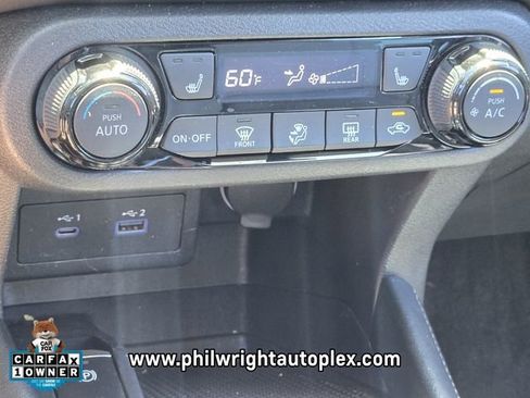 Used 2021 Nissan Kicks SR w/ SR Premium Package FWD image 22
