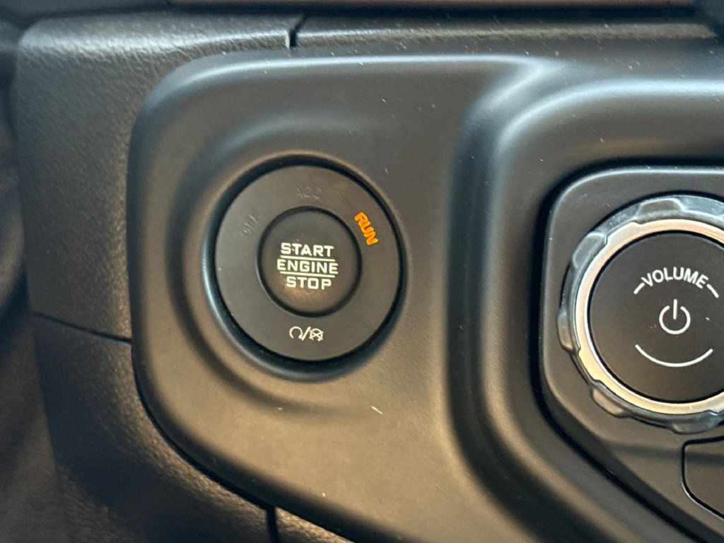 Used 2020 Jeep Wrangler Unlimited Sport AWD/4WD image 28