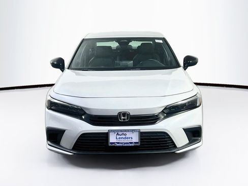 Used 2023 Honda Civic Sport image 2