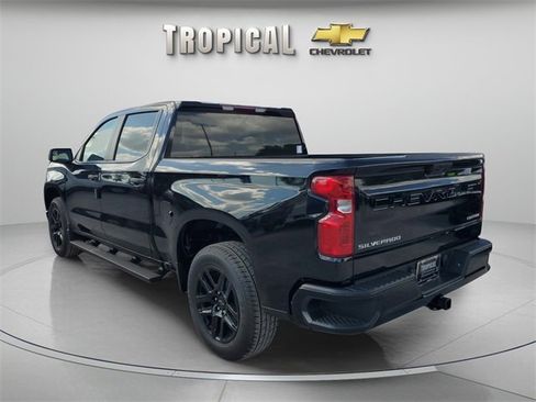 New 2026 Chevrolet Silverado 1500 Custom image 3