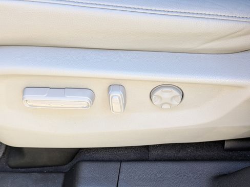 Certified 2024 Honda Odyssey Touring image 26