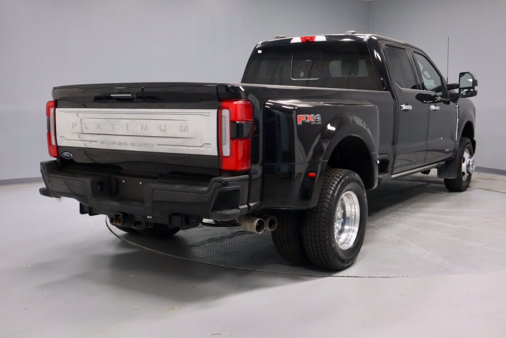 Certified 2024 Ford F350 Platinum AWD/4WD image 12