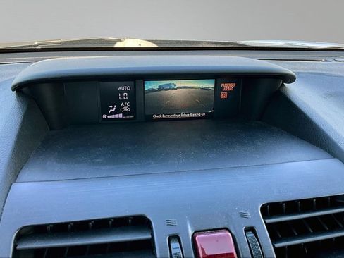 Used 2015 Subaru Forester 2.5i Limited AWD/4WD image 14