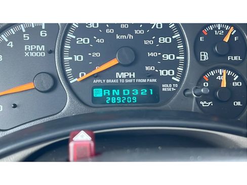 Used 2002 Chevrolet Tahoe LS w/ 3rd Row Seat Pkg image 16