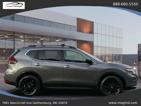 Used 2018 Nissan Rogue SV AWD/4WD image 13