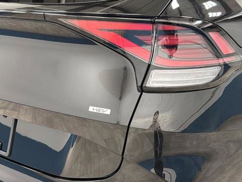 Used 2025 Kia Sportage SX Prestige image 33