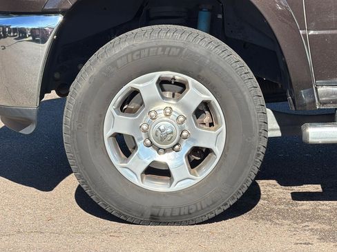 Used 2017 RAM 2500 Big Horn image 24