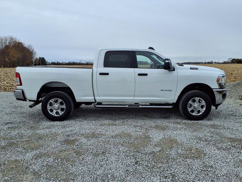 Used 2024 RAM 2500 Big Horn w/ Bed Utility Group image 4