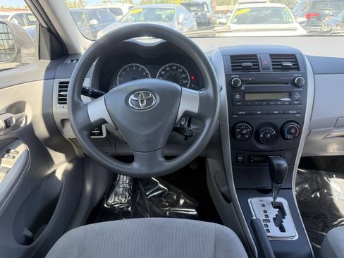 Used 2010 Toyota Corolla LE FWD image 15
