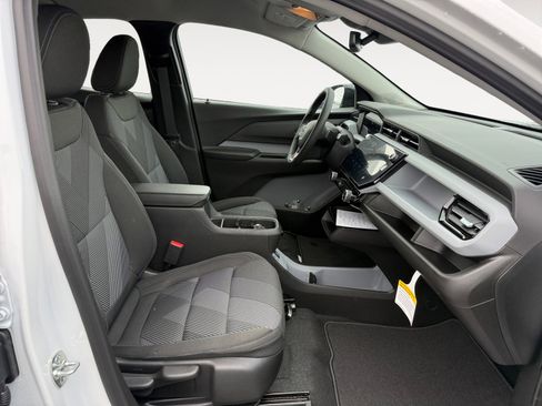 New 2027 Chevrolet Bolt LT image 19