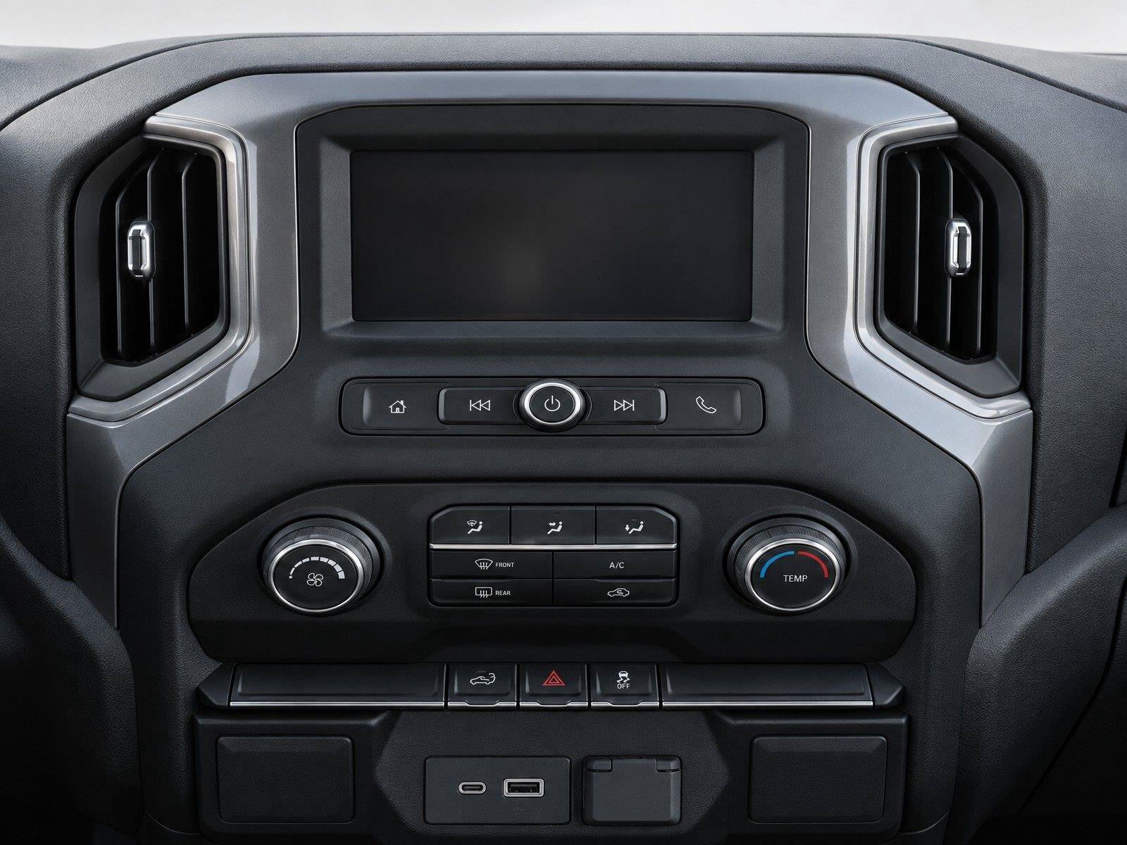 Used 2021 Chevrolet Silverado 1500 Custom w/ LPO, Dark Essentials Package AWD/4WD image 17