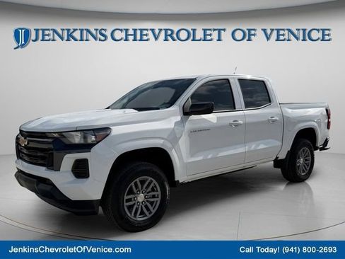 New 2025 Chevrolet Colorado LT image 12