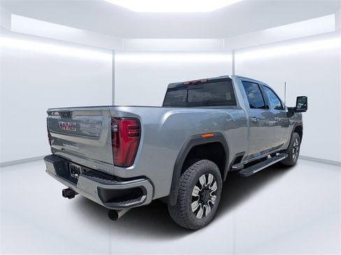 New 2025 GMC Sierra 2500 Denali w/ Denali Reserve Package image 4