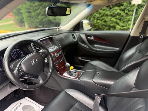 Used 2016 INFINITI QX50 Base AWD 4dr Crossover w/ Premium Plus Package image 26