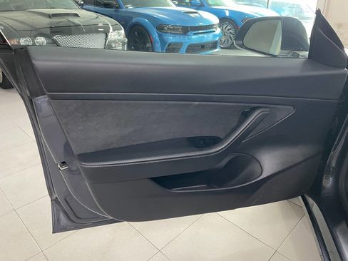 Used 2020 Tesla Model 3 Standard Range Plus image 13