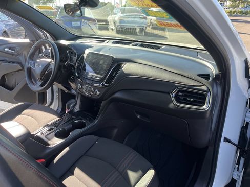 Used 2024 Chevrolet Equinox RS FWD image 27