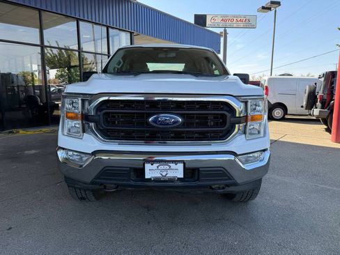 Used 2022 Ford F150 XLT w/ Equipment Group 301A Mid AWD/4WD image 9