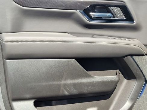 New 2026 GMC Yukon Elevation image 13