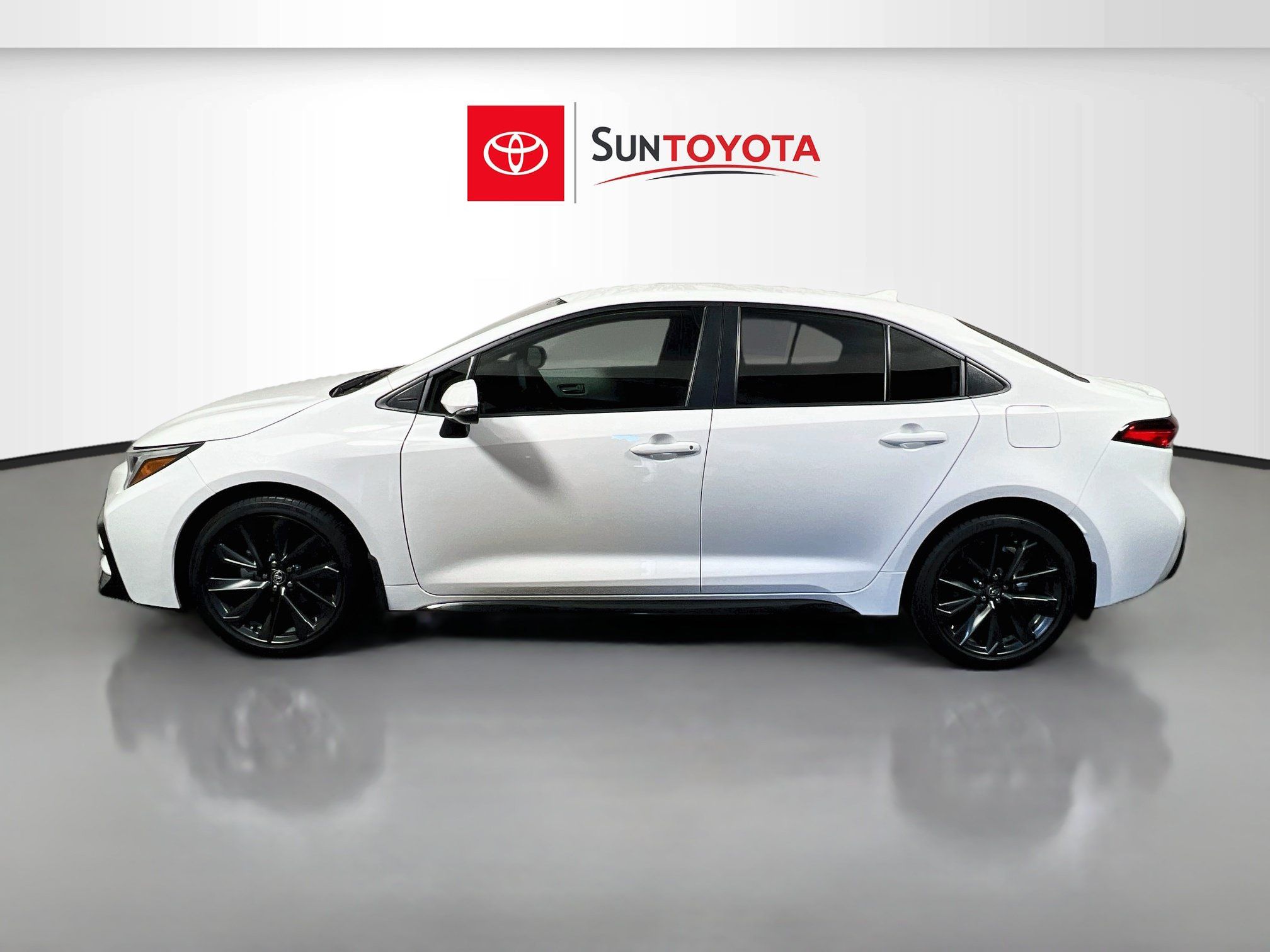 Used 2024 Toyota Corolla SE FWD image 7