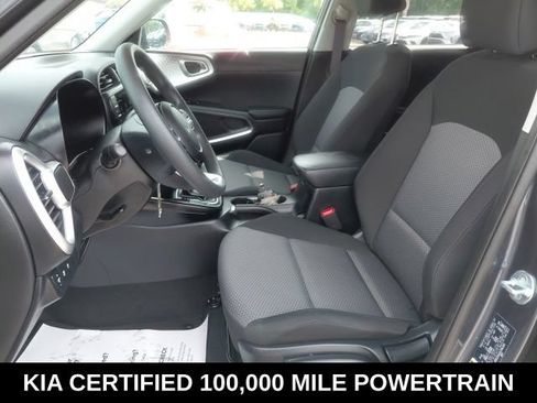 Certified 2025 Kia Soul LX w/ LX Technology Package FWD image 20