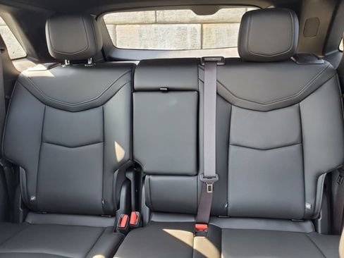 Certified 2024 Cadillac XT5 Premium Luxury w/ LPO, Floor Liner Package AWD/4WD image 37