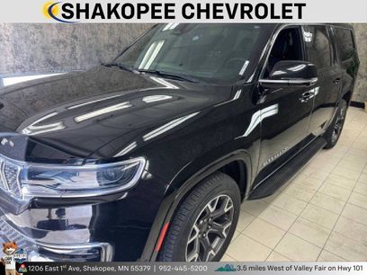 Used 2023 Jeep Wagoneer L Series III w/ Convenience Group I