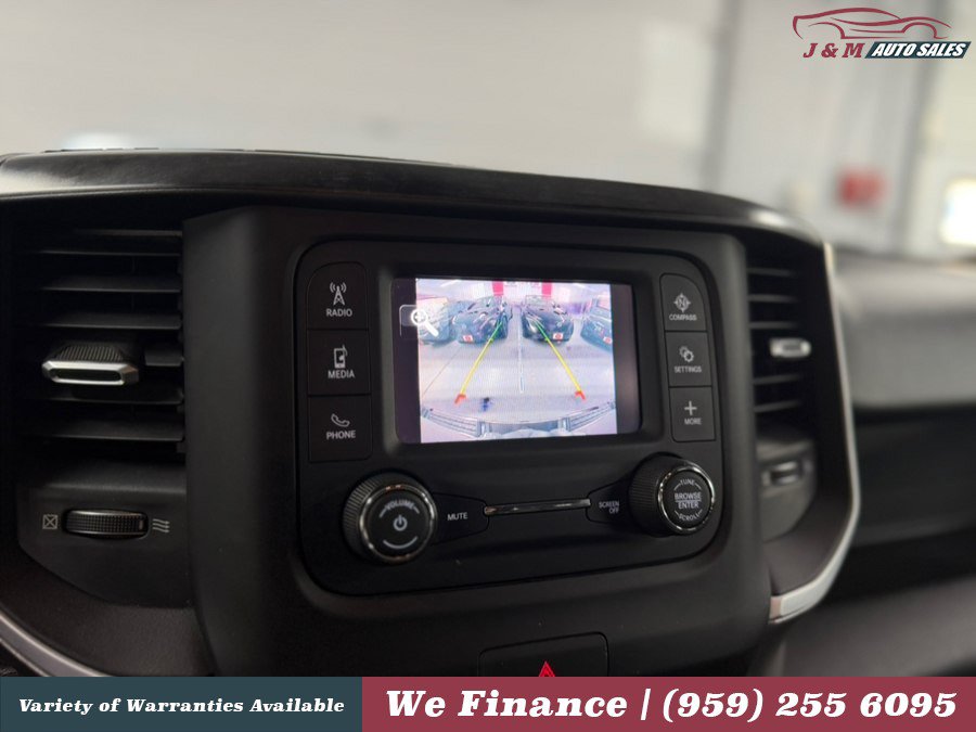 Used 2020 RAM 1500 Big Horn AWD/4WD image 23