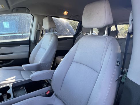 Used 2019 Honda Odyssey LX image 16