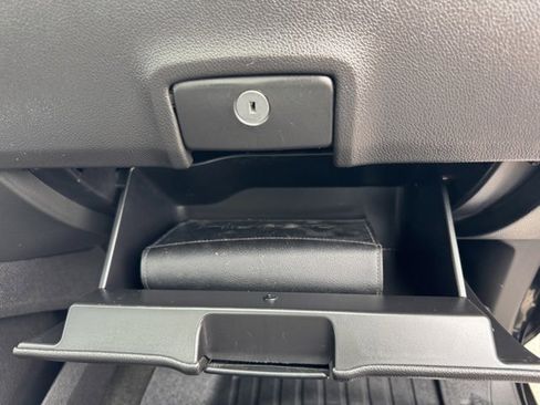 Used 2017 GMC Sierra 1500 Denali image 40