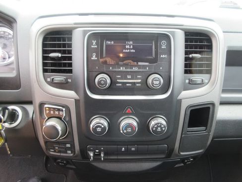 Used 2013 RAM 1500 Tradesman w/ PWR & Remote Entry Group AWD/4WD image 23