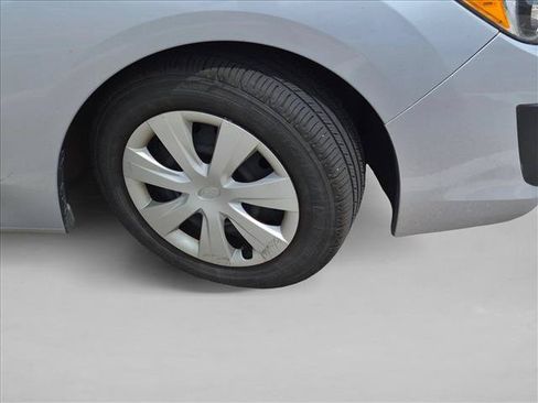 Used 2014 Subaru Impreza 2.0i AWD/4WD image 15
