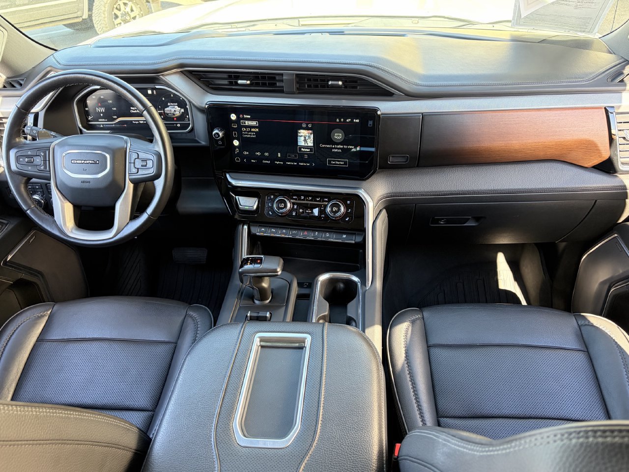 Used 2022 GMC Sierra 1500 Denali w/ Denali Reserve Package AWD/4WD image 15