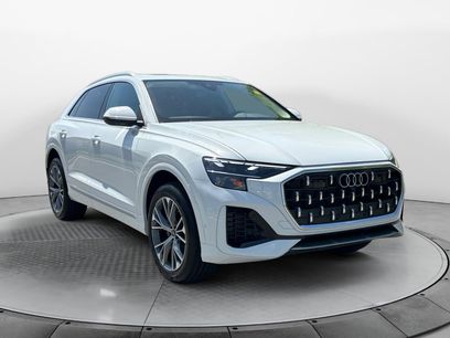 New 2025 Audi Q8 Premium